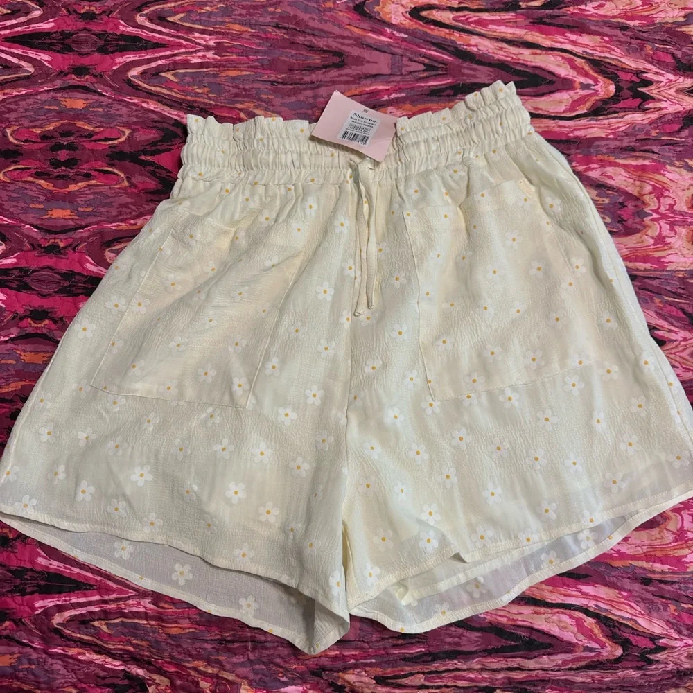 Showpo daisy two piece set - Picture 5 of 6